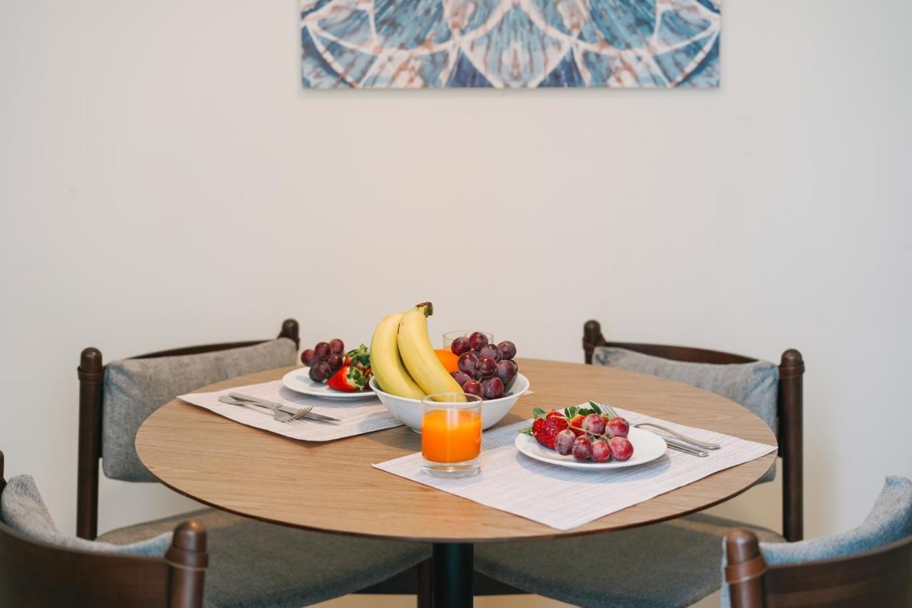 Aparthotel Debambu Atarazanas Malaga Zewnętrze zdjęcie